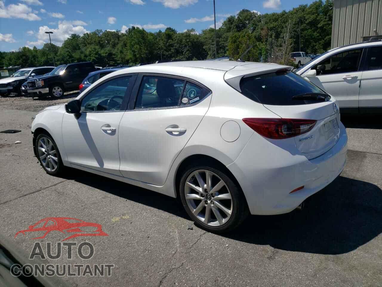 MAZDA 3 2017 - 3MZBN1L73HM134094