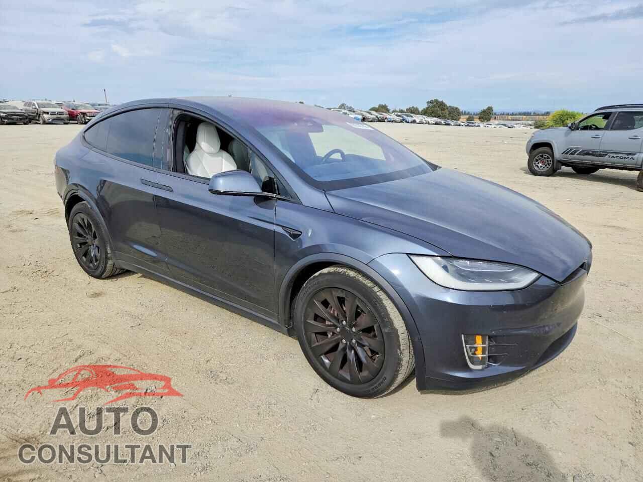 TESLA MODEL X 2017 - 5YJXCBE25HF060462