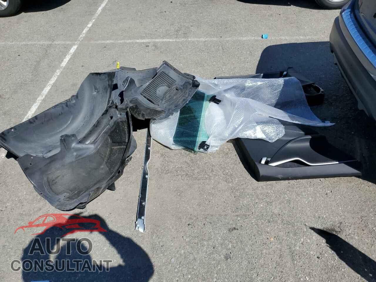 TESLA MODEL S 2019 - 5YJSA1E25KF332459