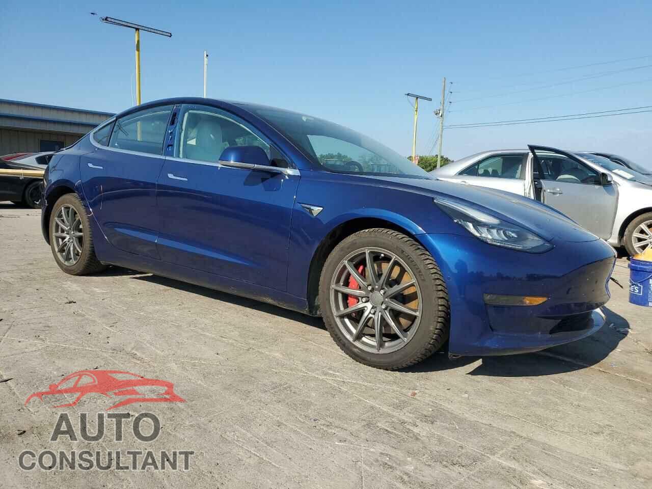 TESLA MODEL 3 2018 - 5YJ3E1EBXJF055699