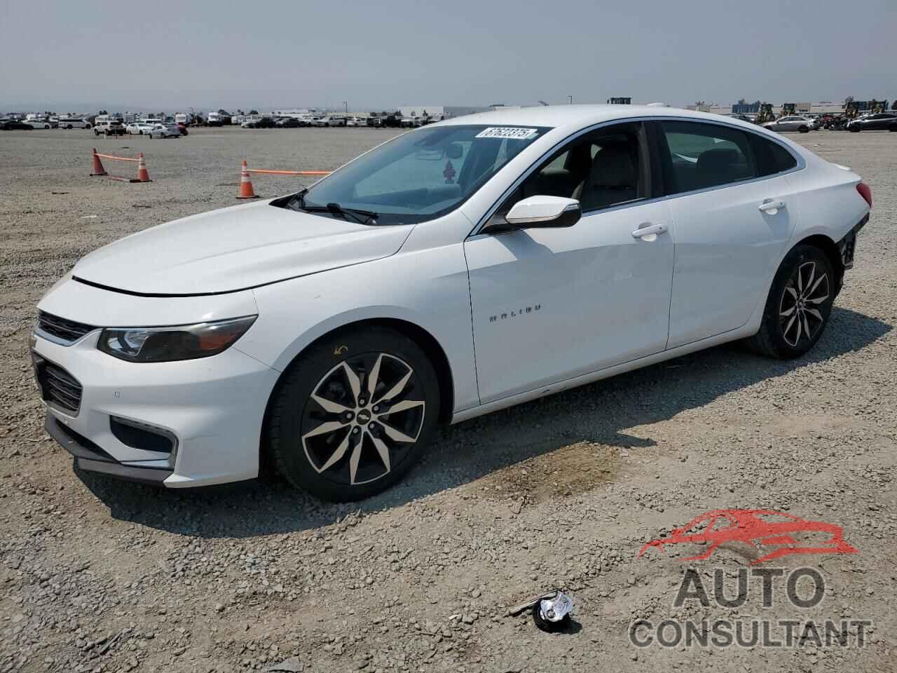 CHEVROLET MALIBU 2017 - 1G1ZE5ST8HF250911