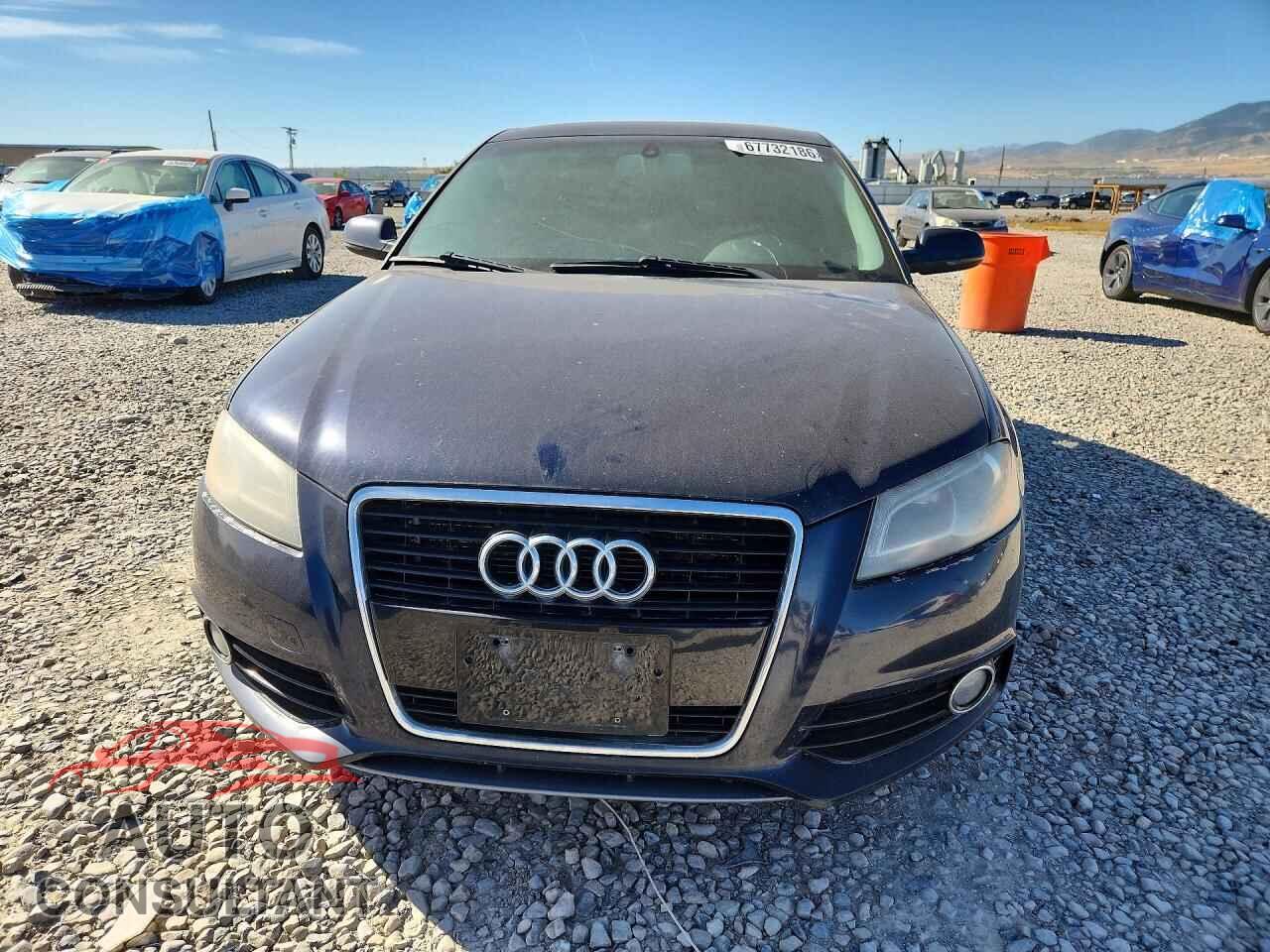 AUDI A3 2012 - WAUKJAFM4CA100166