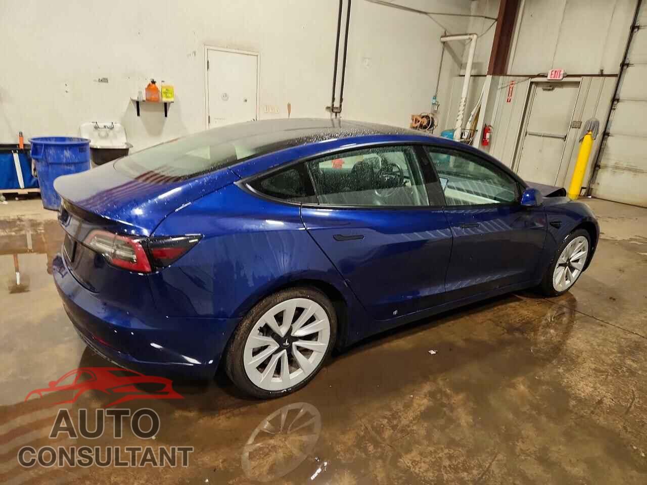 TESLA MODEL 3 2022 - 5YJ3E1EA2NF304199