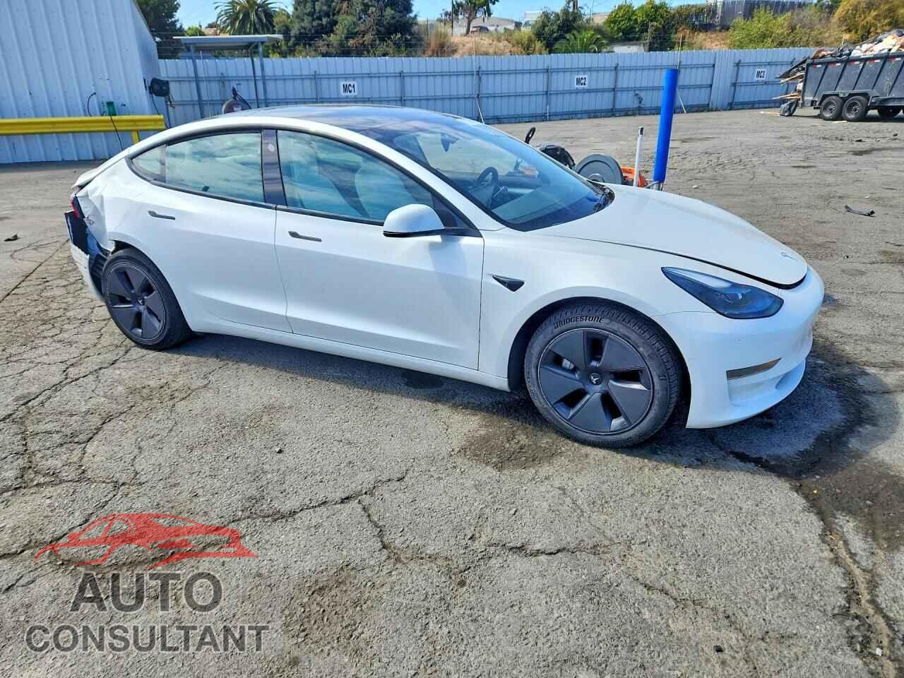 TESLA MODEL 3 2022 - 5YJ3E1EA1NF330602