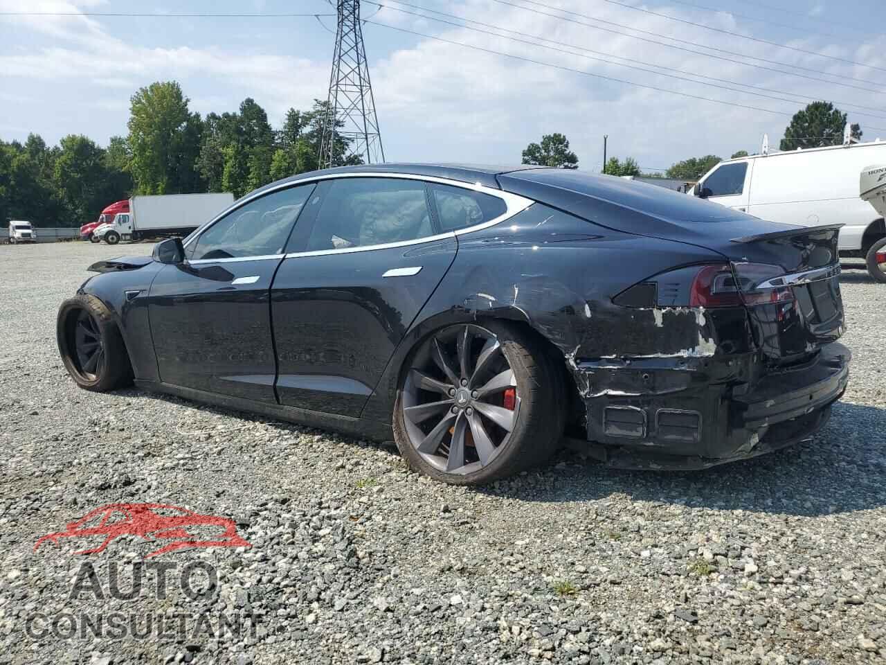 TESLA MODEL S 2017 - 5YJSA1E43HF201086