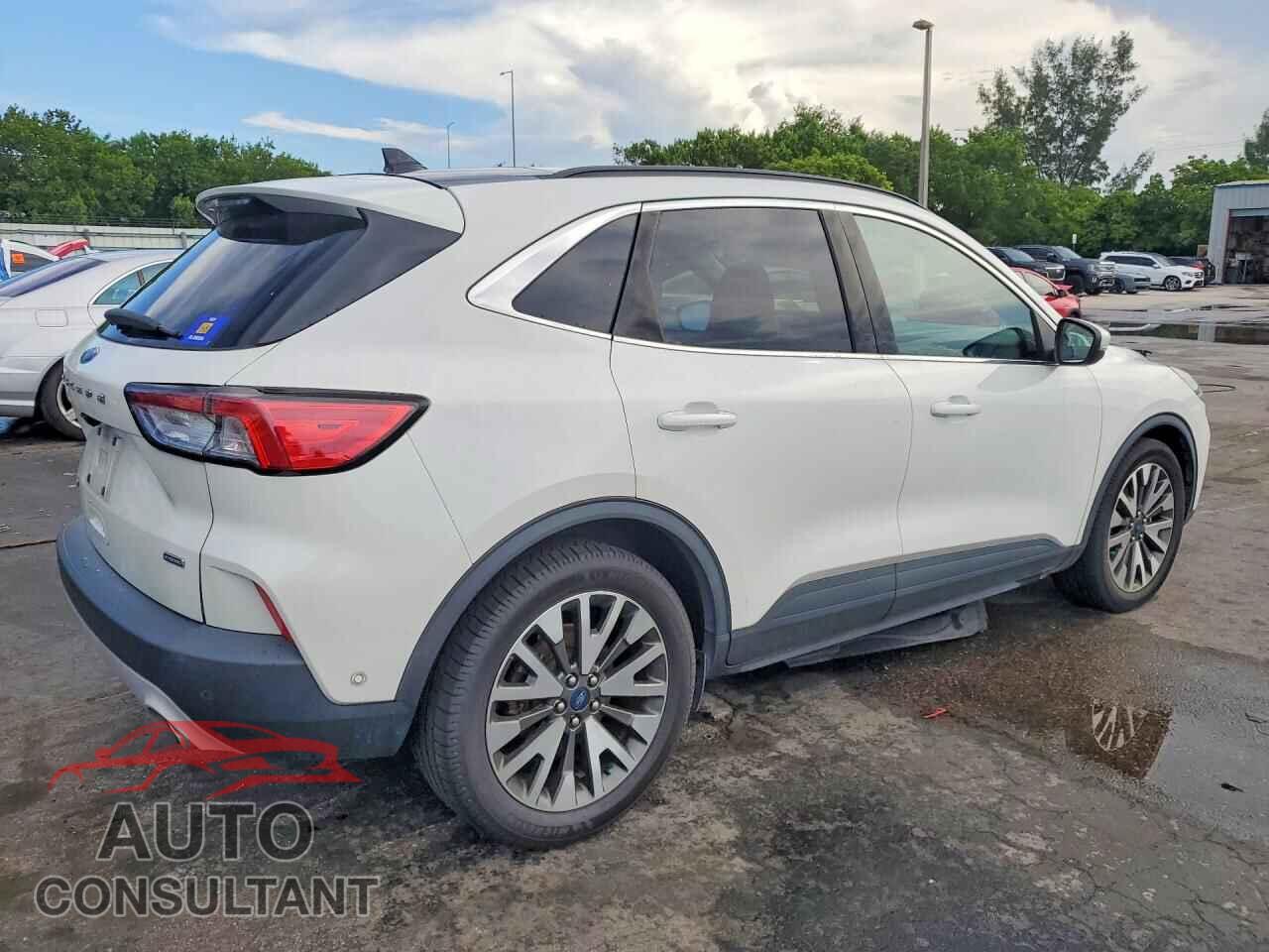 FORD ESCAPE 2020 - 1FMCU0DZXLUA39522