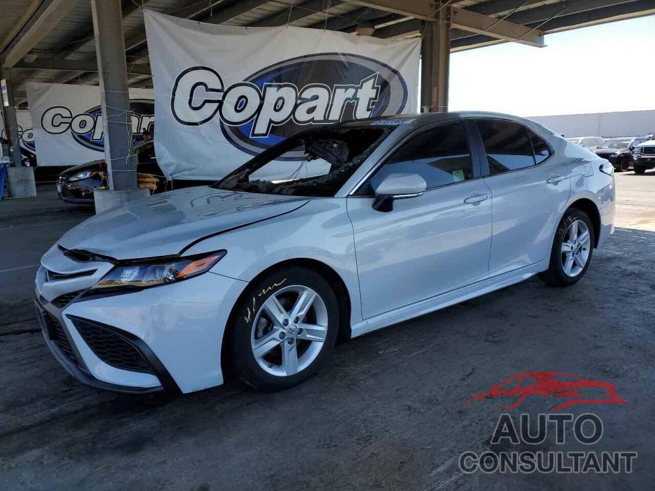 TOYOTA CAMRY 2022 - 4T1G11AKXNU029678