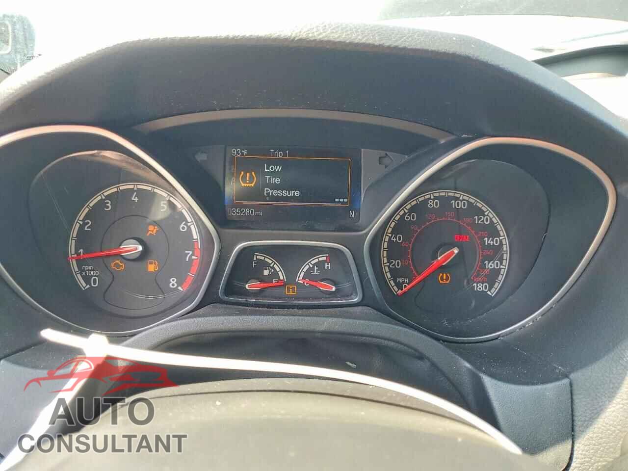 FORD FOCUS 2016 - 1FADP3L96GL287593