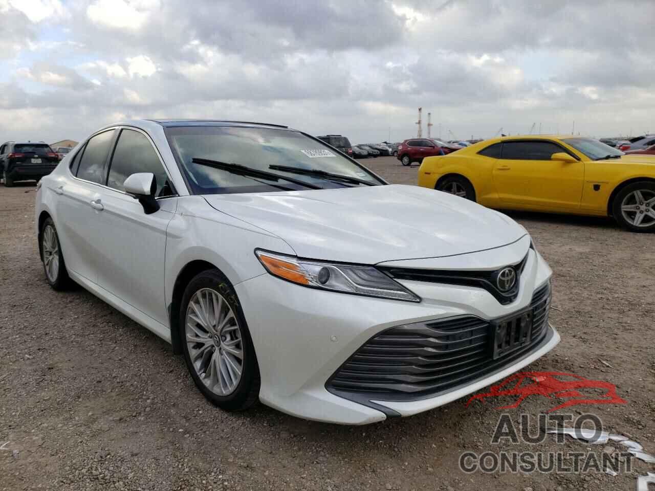 TOYOTA CAMRY 2018 - 4T1BZ1HKXJU007702