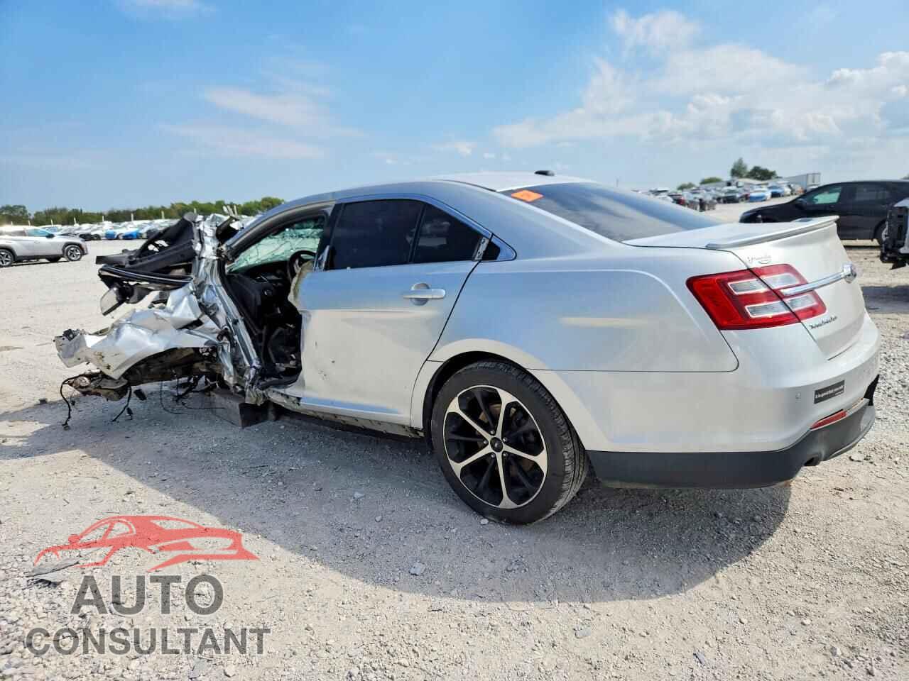 FORD TAURUS 2015 - 1FAHP2F84FG118159