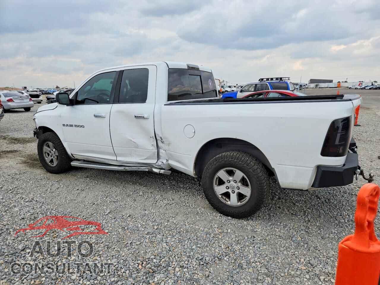 DODGE RAM 1500 2012 - 1C6RD7GP2CS263162