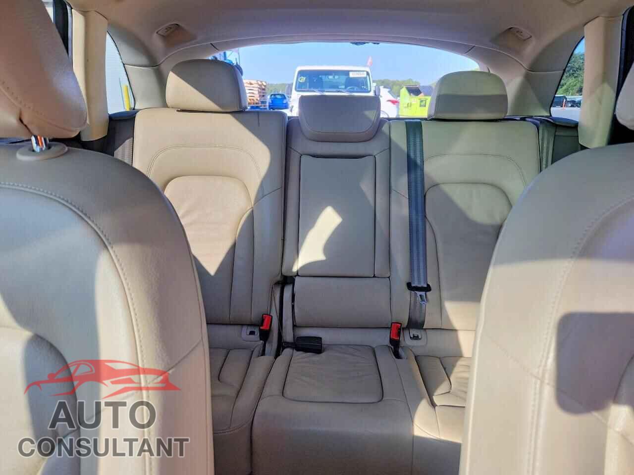 AUDI Q5 2014 - WA1LFAFP8EA025469