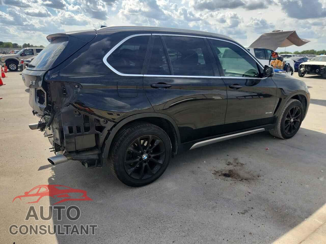 BMW X5 2017 - 5UXKR2C38H0X03758
