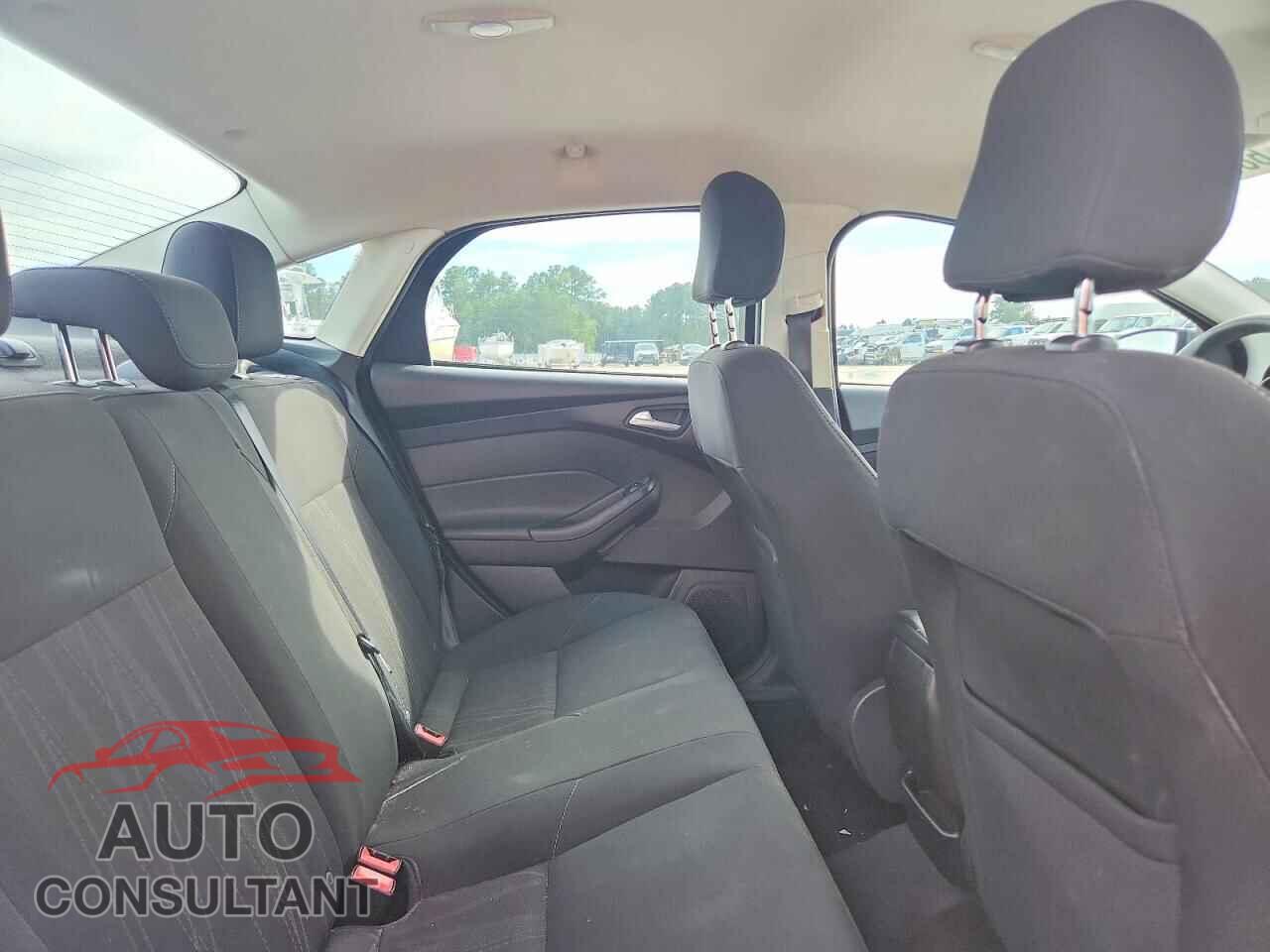FORD FOCUS 2016 - 1FADP3F21GL367690