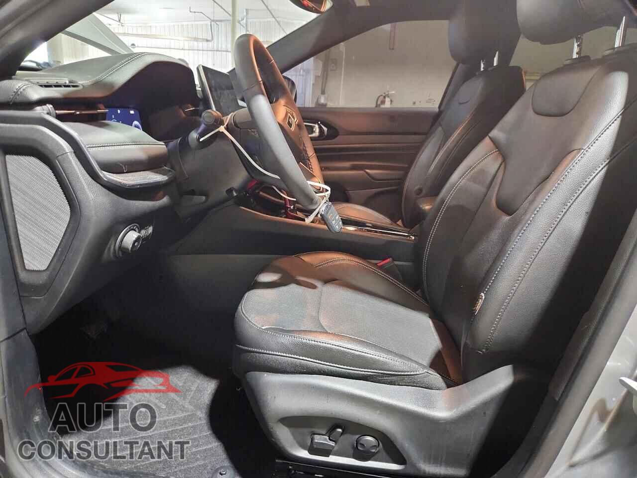 JEEP COMPASS 2024 - 3C4NJDCN2RT587920