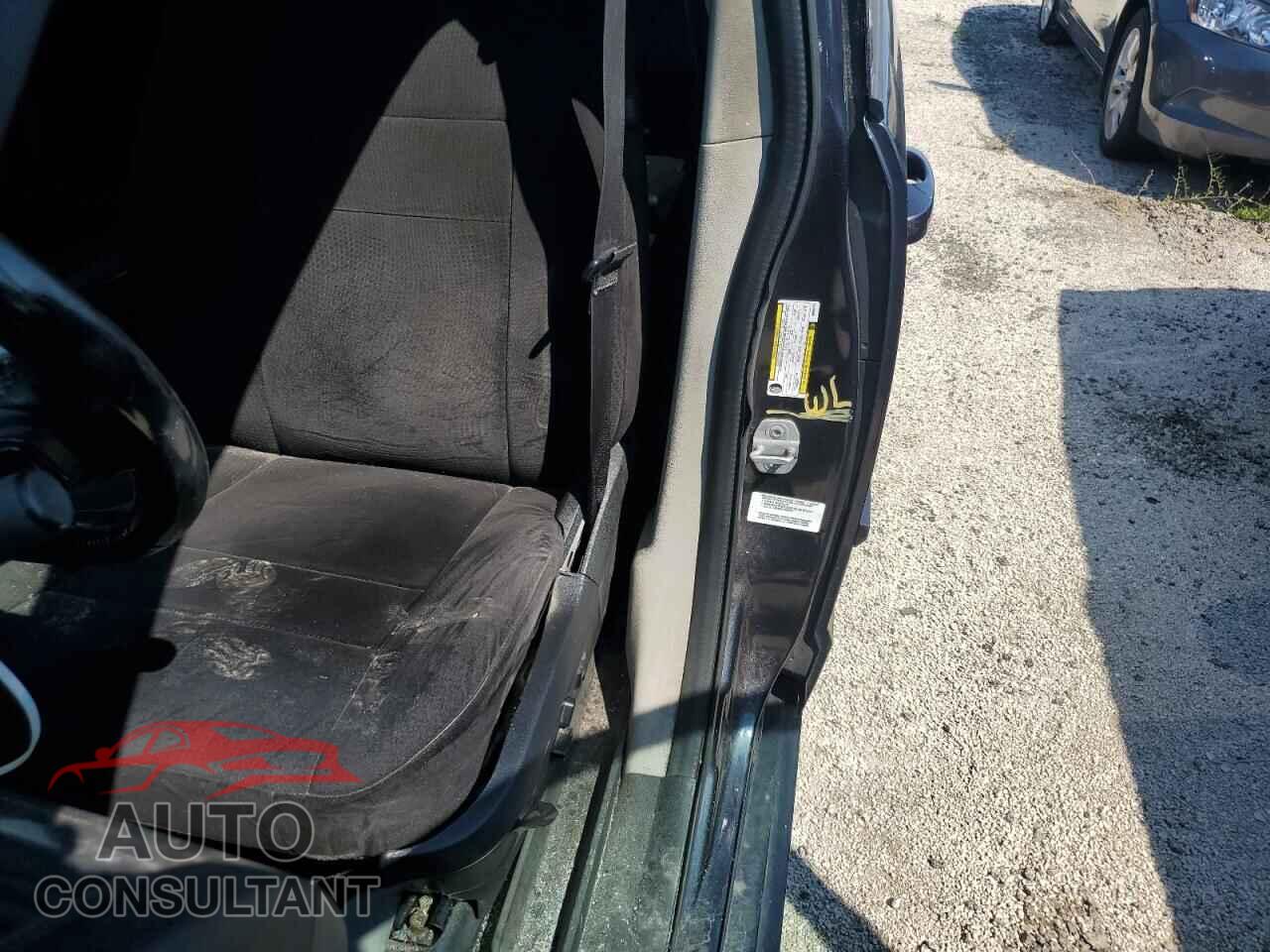 DODGE CARAVAN 2013 - 2C4RDGCG8DR682067