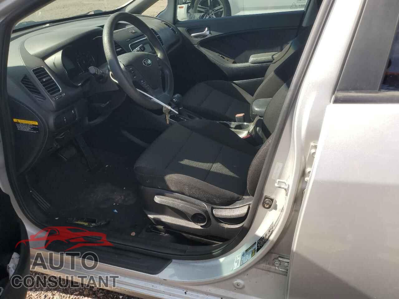 KIA FORTE 2017 - 3KPFK4A77HE099507