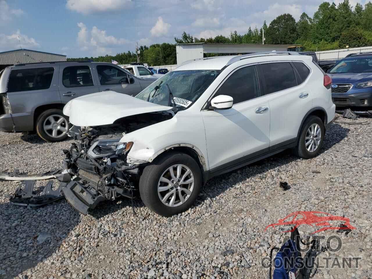 NISSAN ROGUE 2017 - KNMAT2MT0HP602749