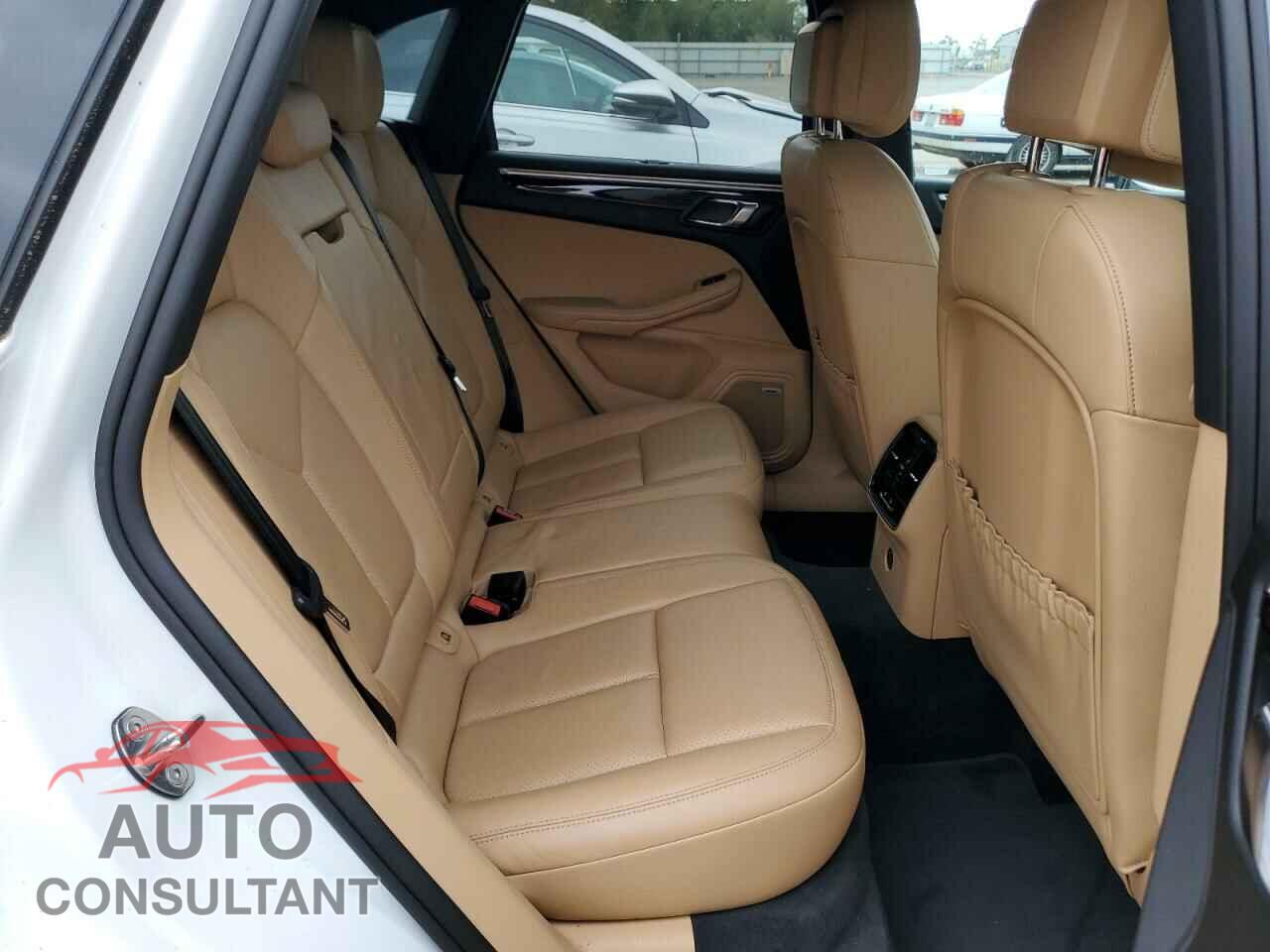 PORSCHE MACAN 2017 - WP1AA2A52HLB02884