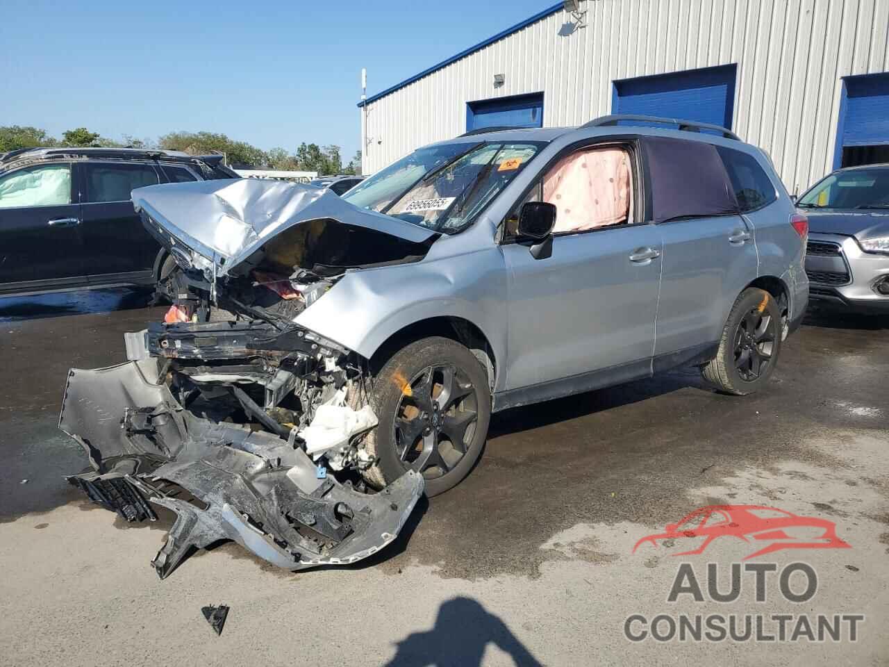 SUBARU FORESTER 2018 - JF2SJAEC9JH495723