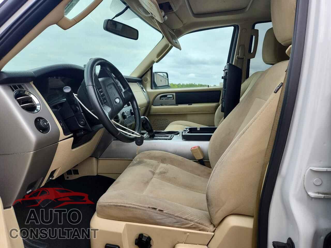 FORD EXPEDITION 2015 - 1FMJU1HT8FEF32939