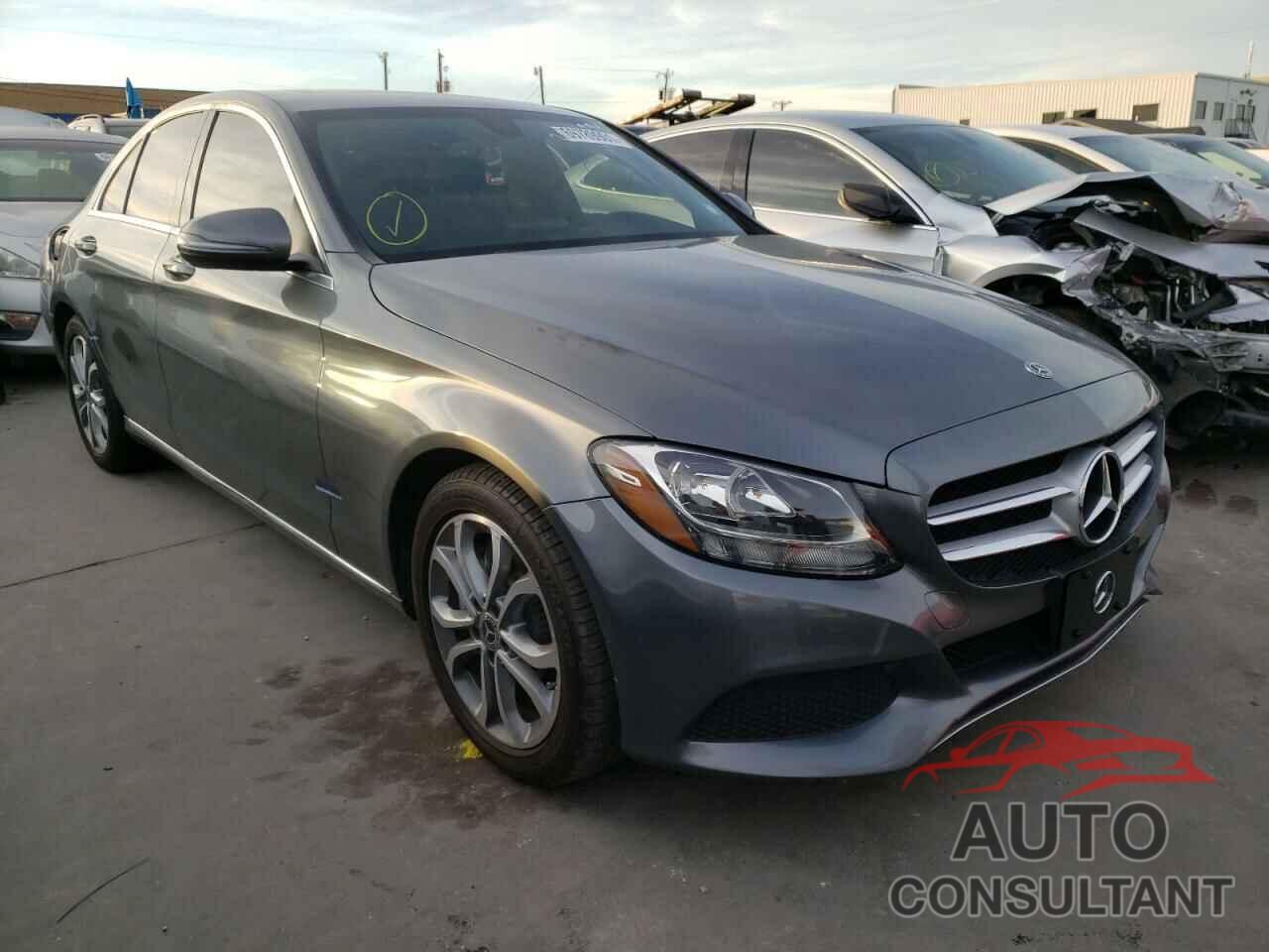 MERCEDES-BENZ C-CLASS 2018 - 55SWF4JB0JU256253