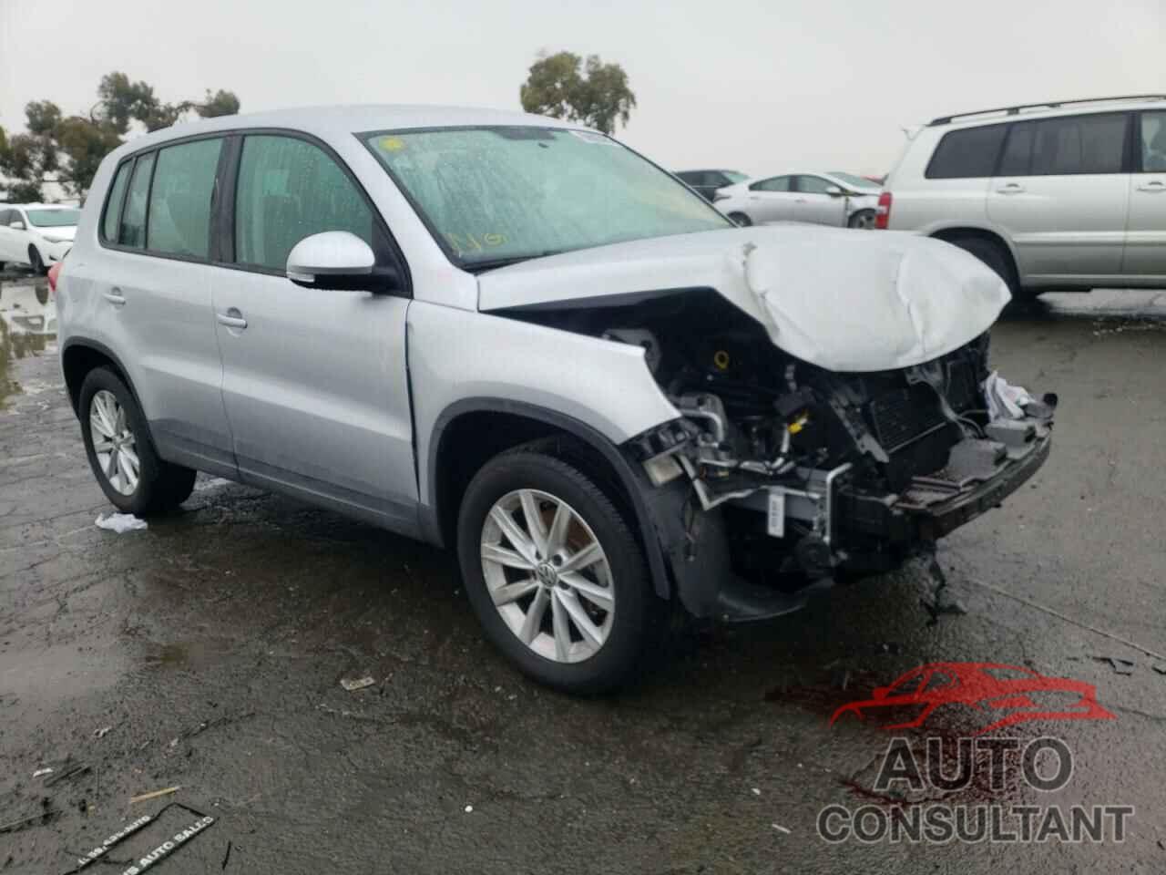 VOLKSWAGEN TIGUAN 2017 - WVGAV7AX7HK042820