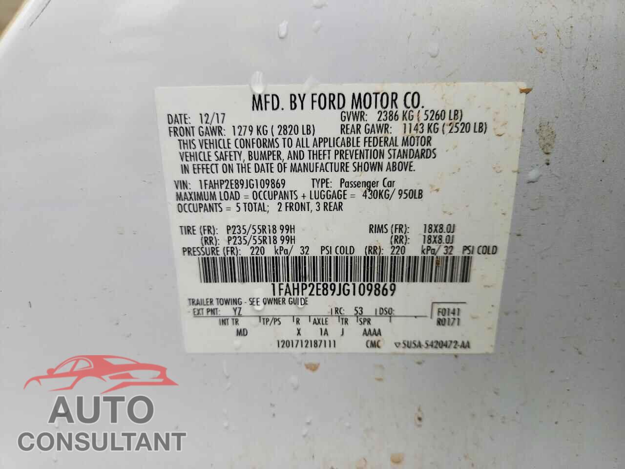 FORD TAURUS 2018 - 1FAHP2E89JG109869