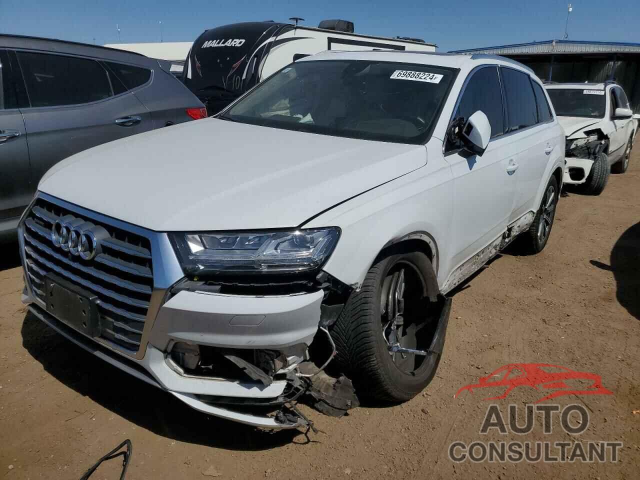 AUDI Q7 2018 - WA1VAAF75JD014946