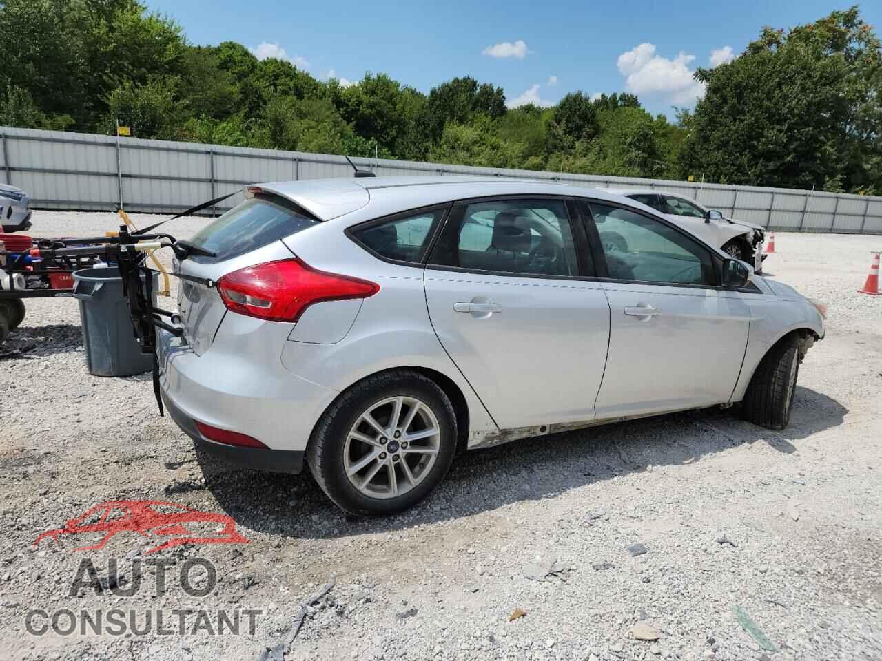 FORD FOCUS 2017 - 1FADP3K2XHL217732