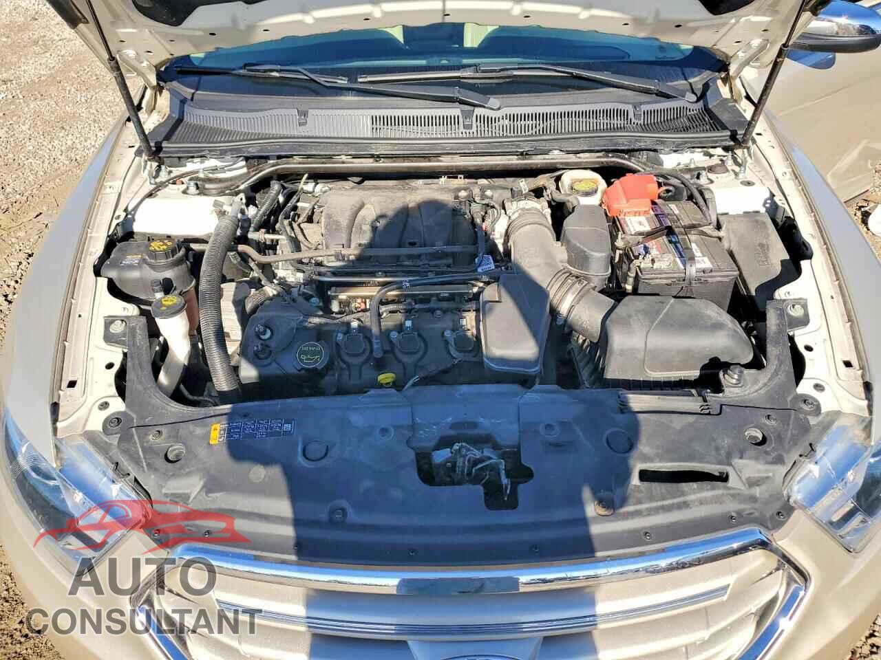 FORD TAURUS 2017 - 1FAHP2F86HG139999