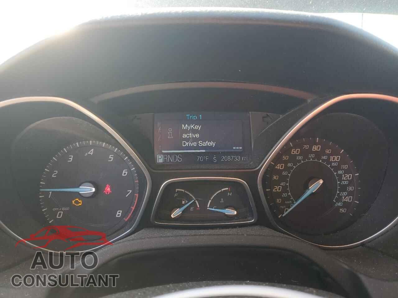 FORD FOCUS 2012 - 1FAHP3H28CL135628