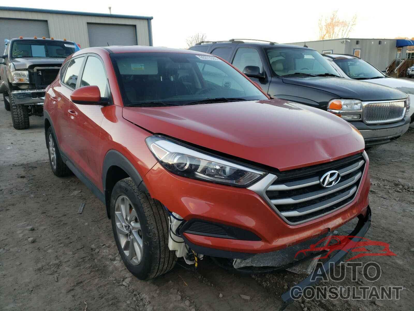 HYUNDAI TUCSON 2018 - KM8J2CA49JU611555