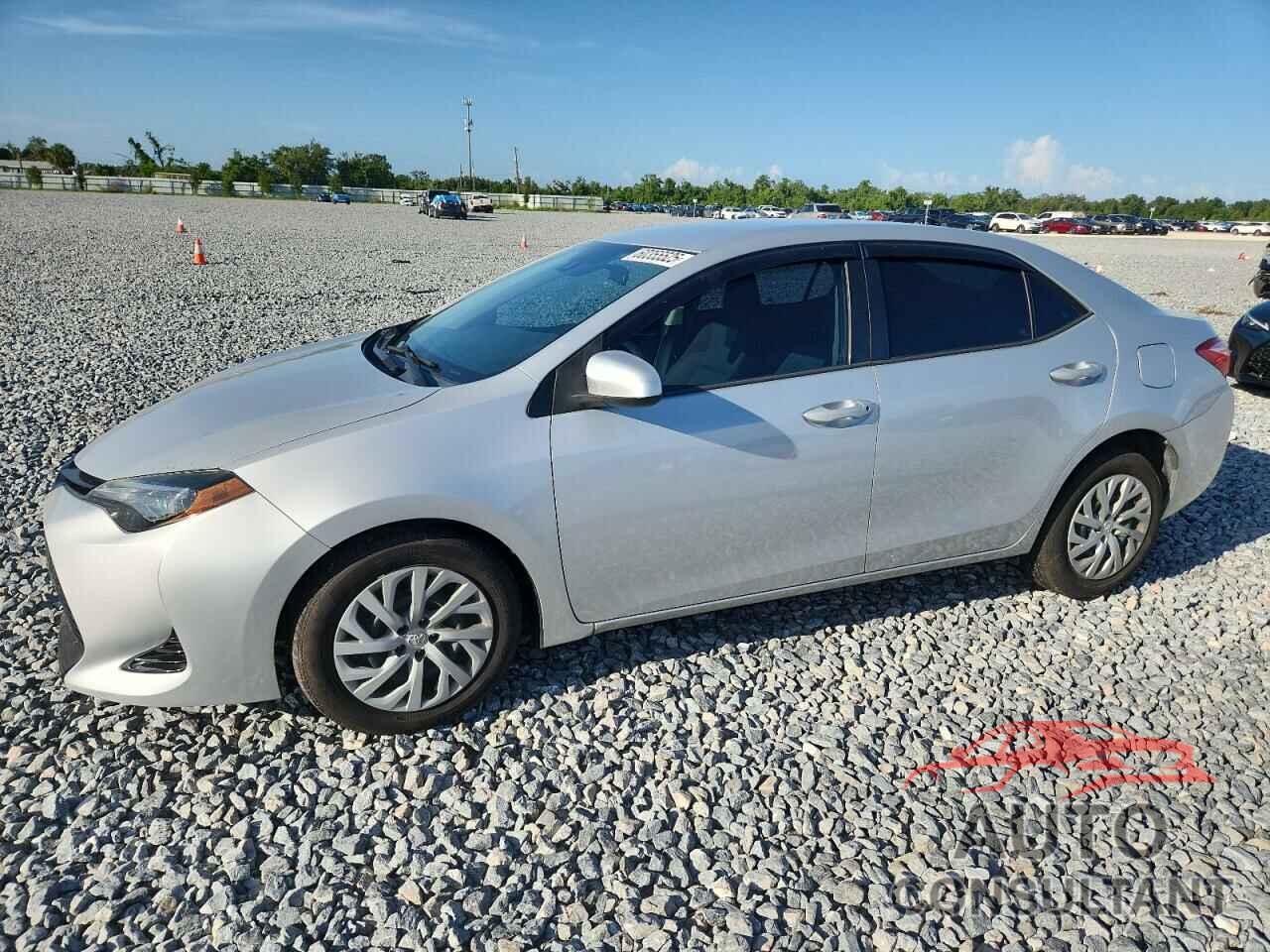 TOYOTA COROLLA 2018 - 2T1BURHE8JC055319