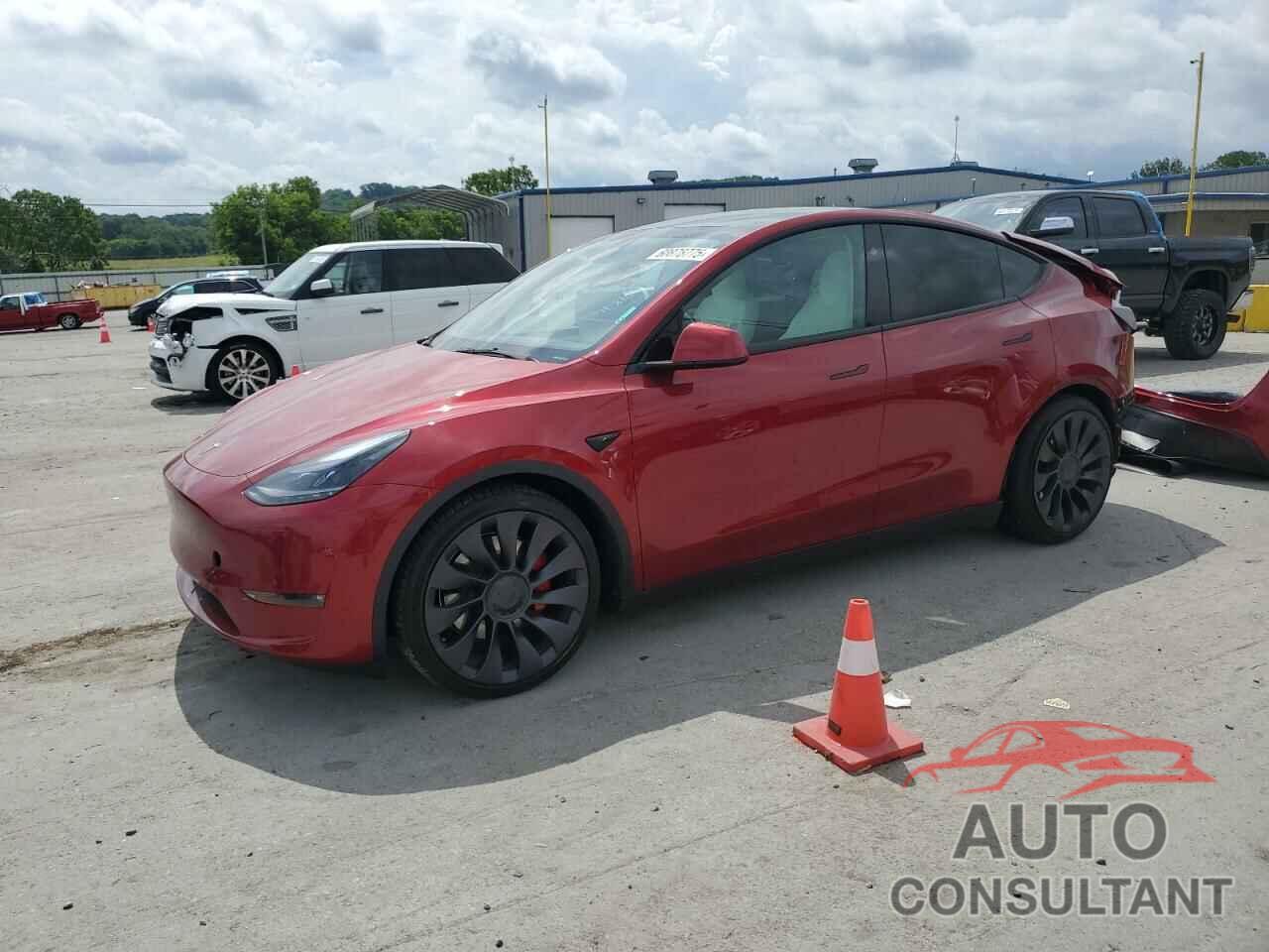 TESLA MODEL Y 2024 - 7SAYGDEF8RF058166