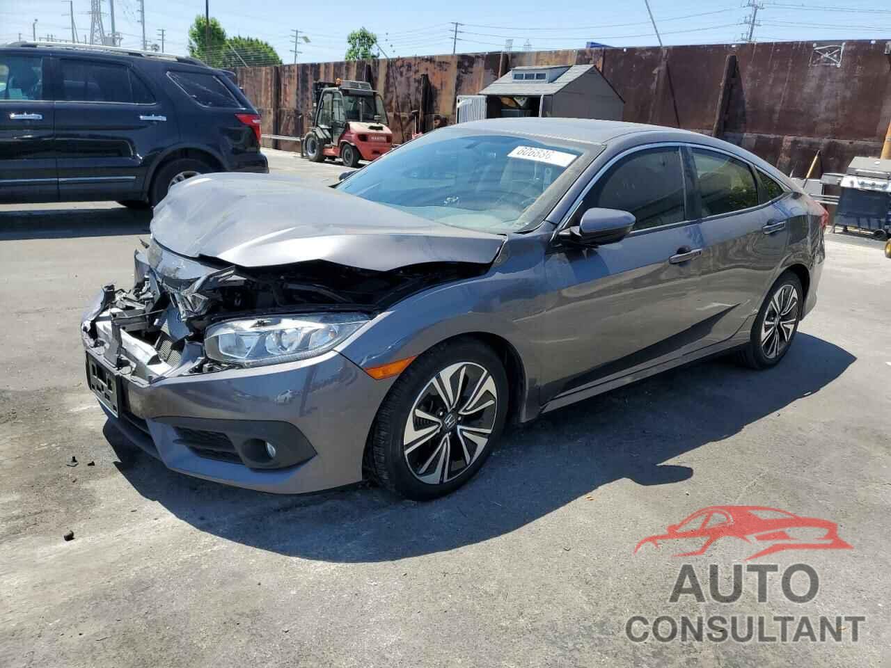 HONDA CIVIC 2018 - JHMFC1F31JX033766