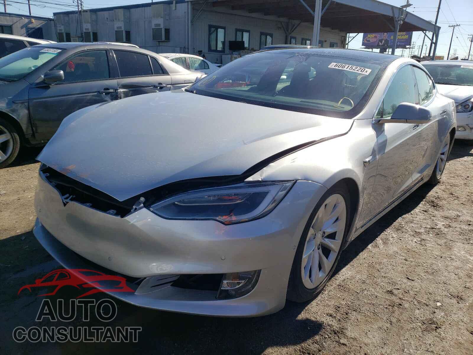 TESLA MODEL S 2018 - 5YJSA1E24JF272026