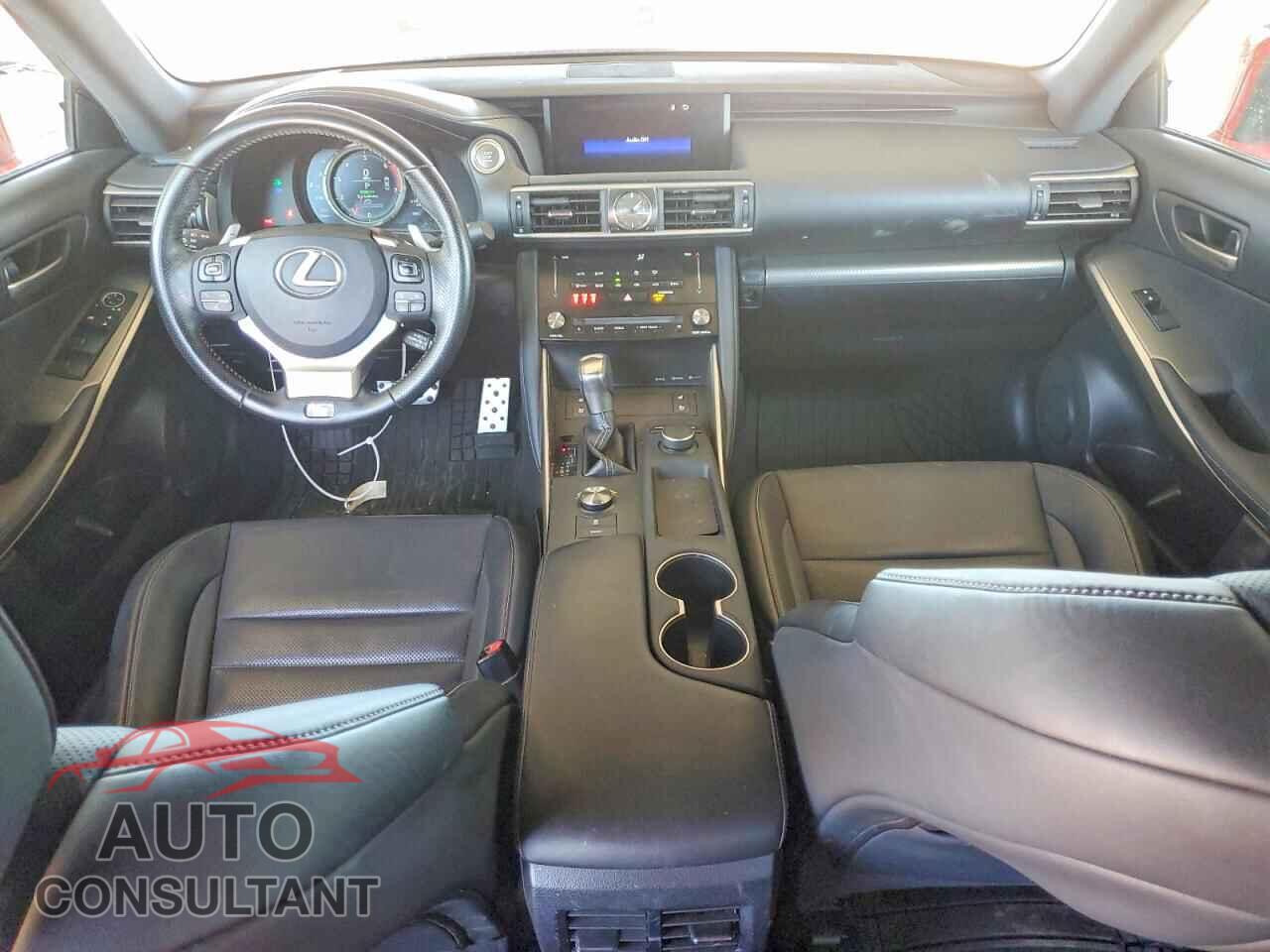 LEXUS IS 2017 - JTHBA1D21H5056890