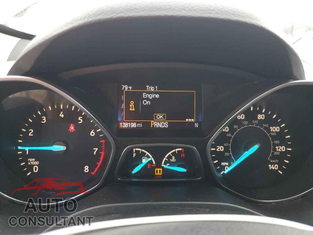 FORD ESCAPE 2017 - 1FMCU0F72HUD35623