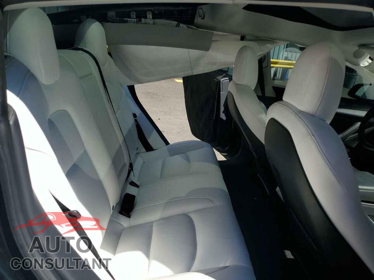 TESLA MODEL 3 2022 - 5YJ3E1EC2NF357809