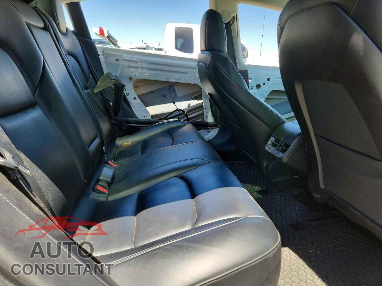 TESLA MODEL 3 2019 - 5YJ3E1EA7KF466826