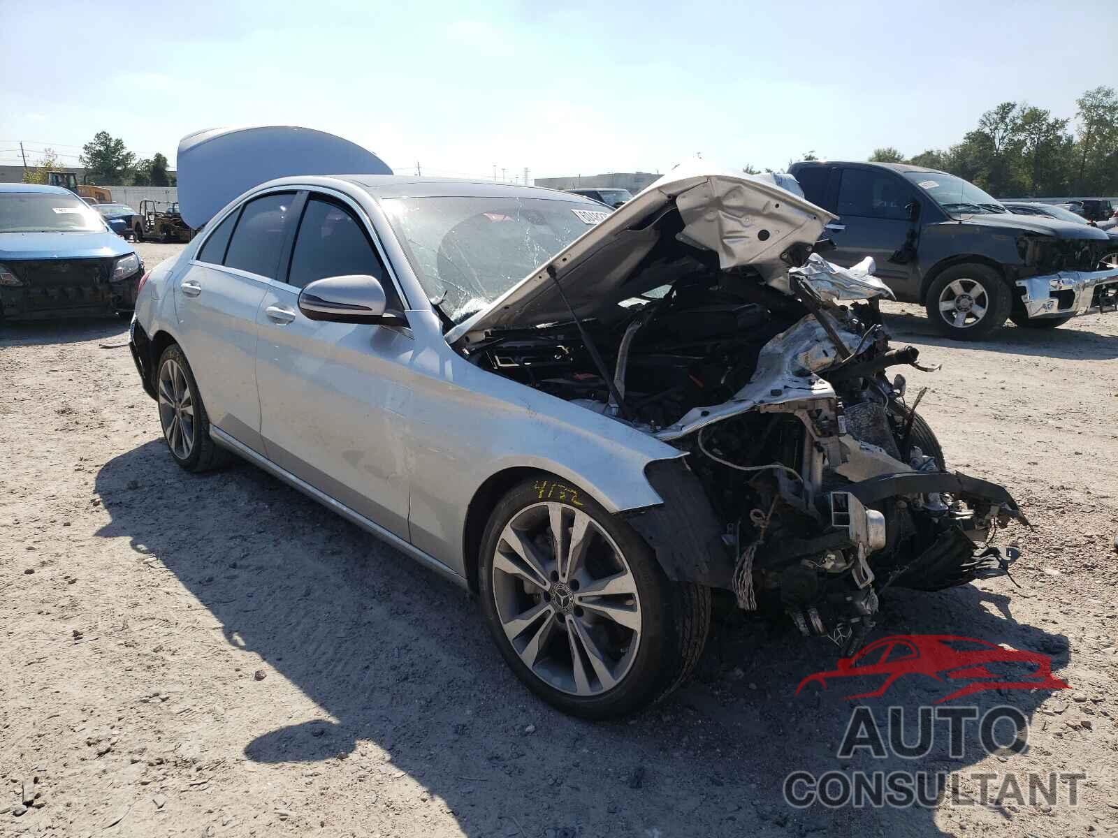 MERCEDES-BENZ C-CLASS 2017 - 55SWF4JB7HU230288