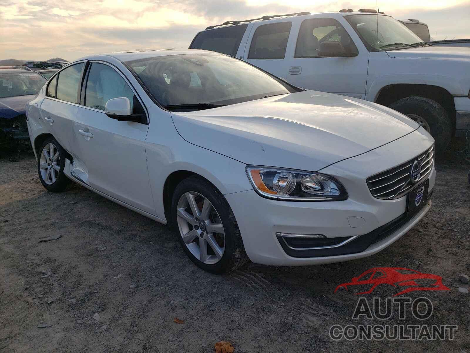 VOLVO S60 2016 - YV126MFK3G2407083