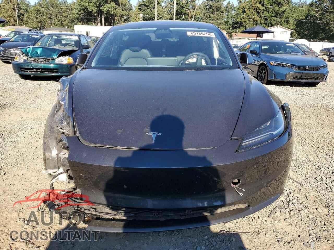 TESLA MODEL 3 2024 - 5YJ3E1EB3RF787345