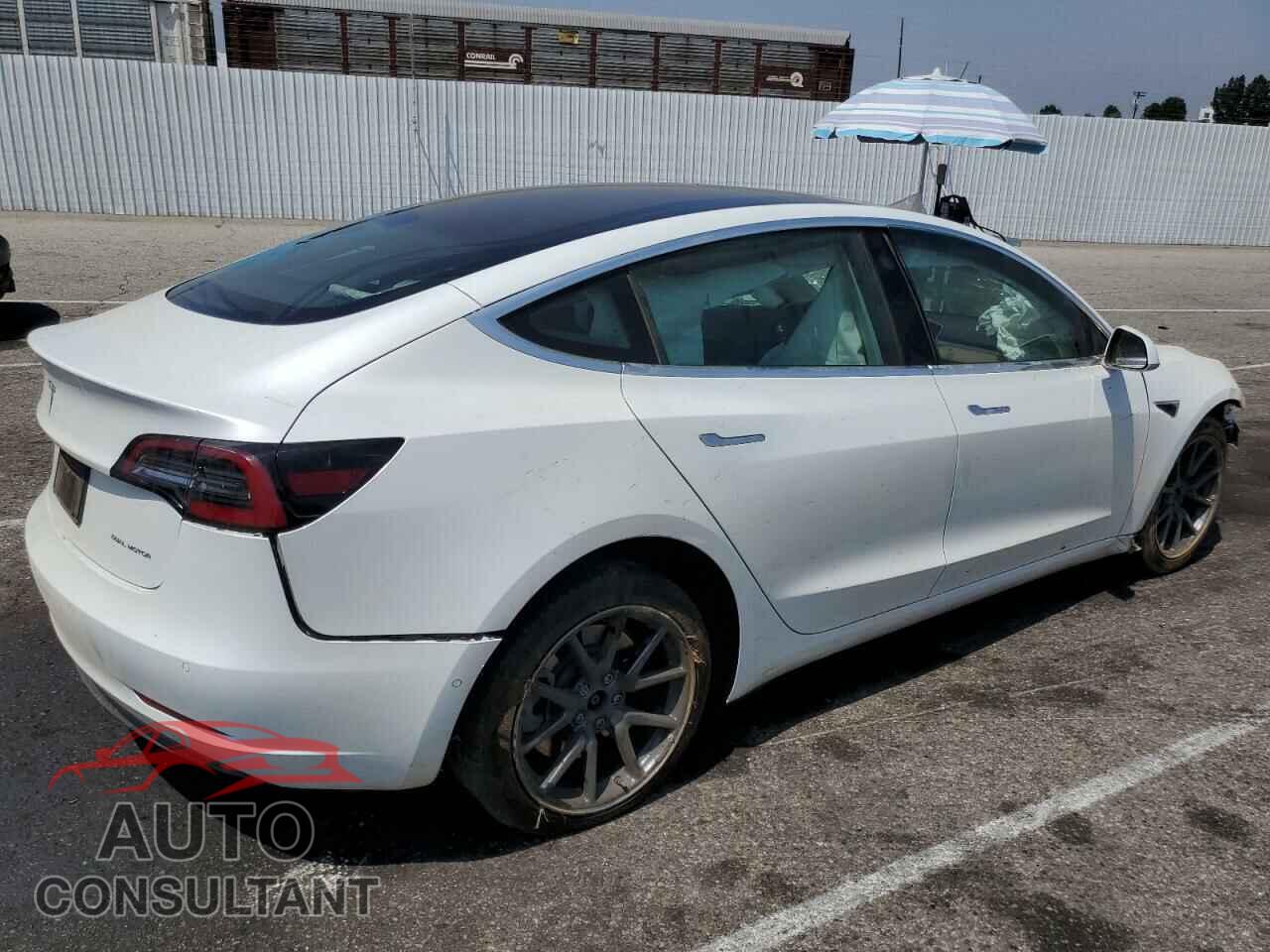TESLA MODEL 3 2020 - 5YJ3E1EBXLF636929