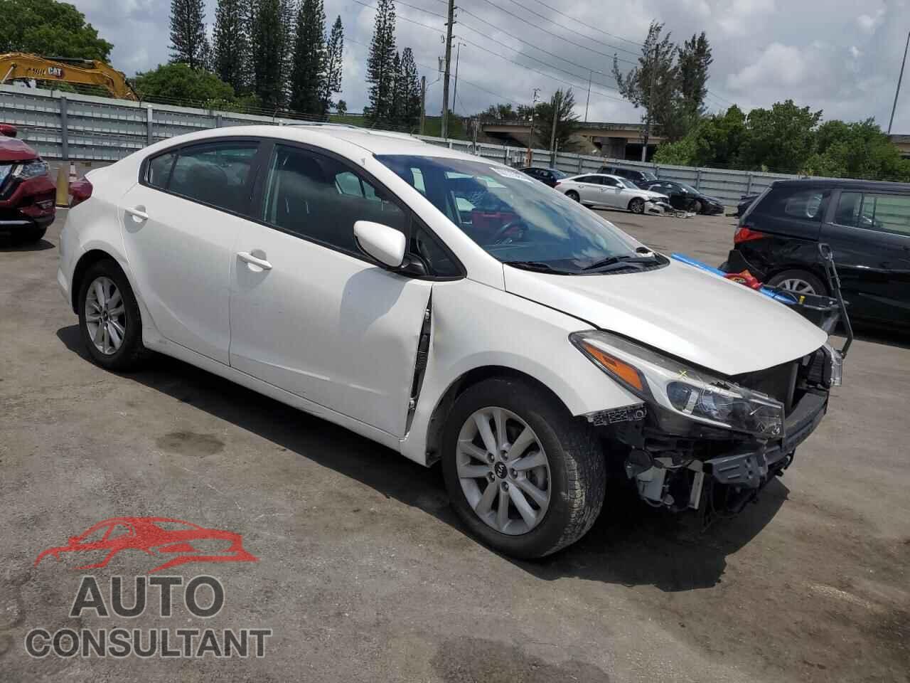 KIA FORTE 2017 - 3KPFL4A73HE015499
