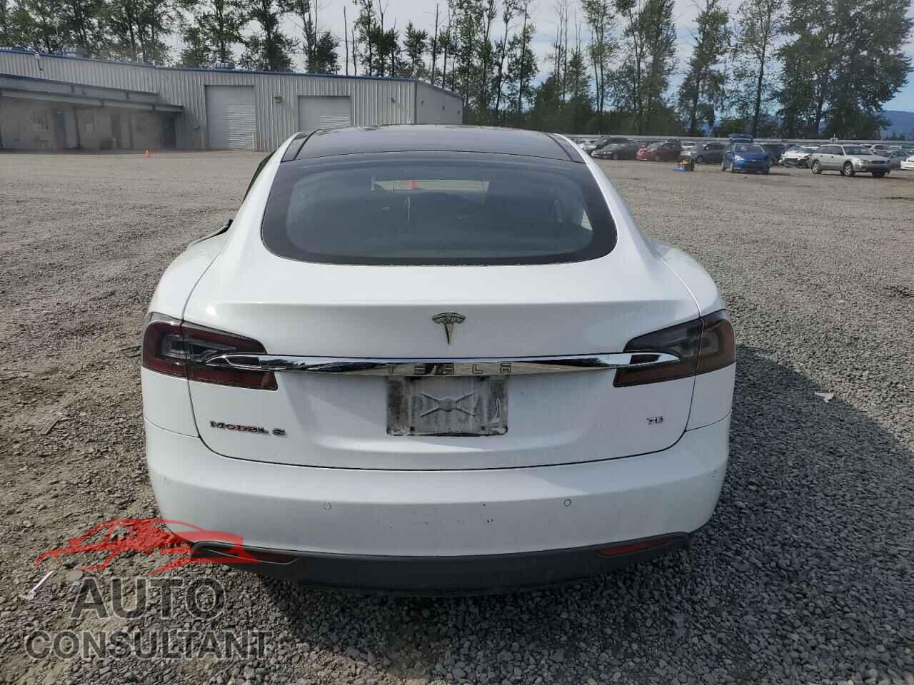 TESLA MODEL S 2016 - 5YJSA1E11GF132483