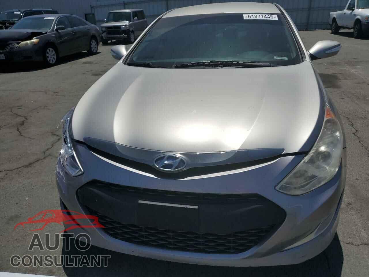 HYUNDAI SONATA 2013 - KMHEC4A48DA086479