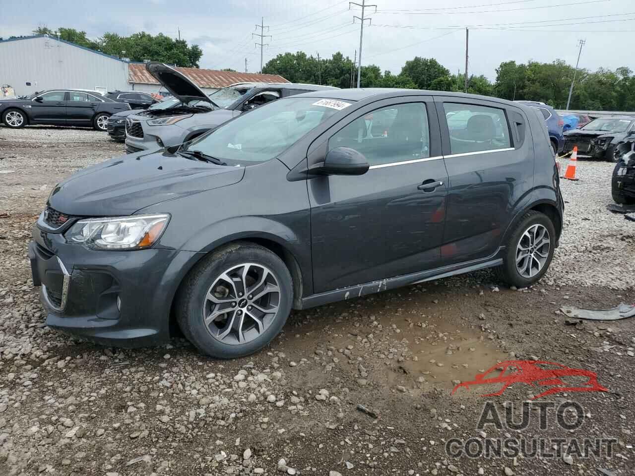 CHEVROLET SONIC 2018 - 1G1JD6SH0J4107602