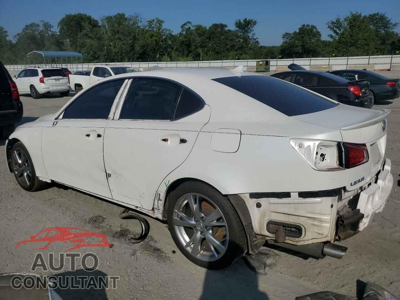 LEXUS IS 2009 - JTHBE262892016820